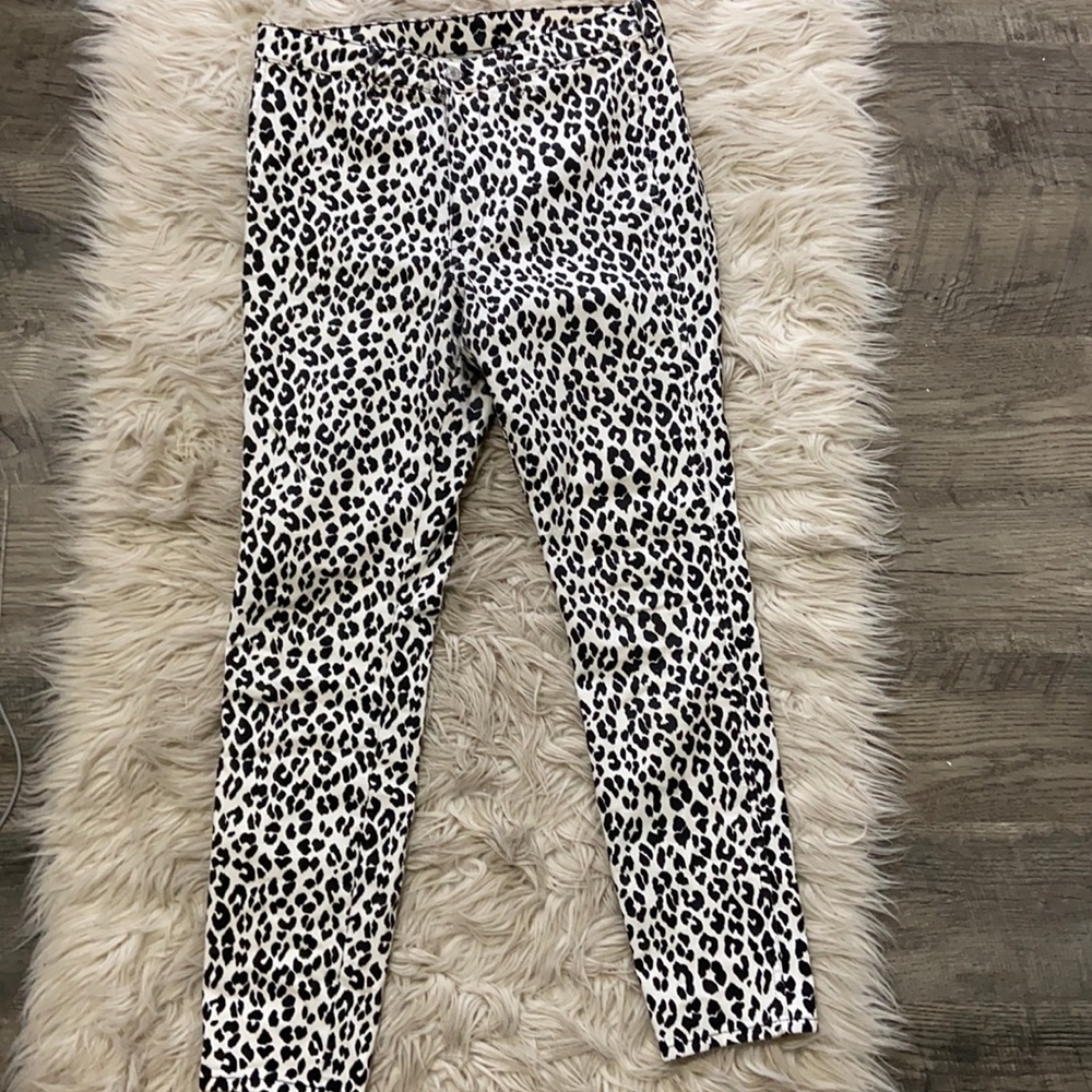 H&M Skinny High Waist, Size 31 Leopard Jeans